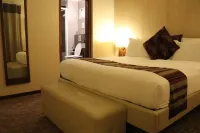 Mamba Point Hotel Các khách sạn gần University of Liberia