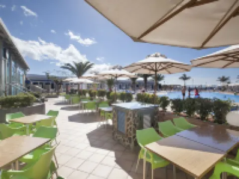 Grupotel Playa Feliz コマルカ・スールのホテル