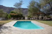 Khowarib Lodge - Pool