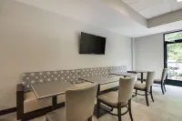 Wingate by Wyndham Charlotte Airport I-85/I-485 - breakfast
