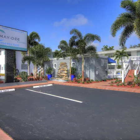 May-Dee Suites in Florida