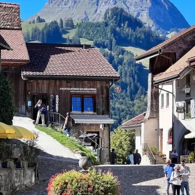 Hôtel de Ville Hotels near La Maison du Gruyere a Pringy