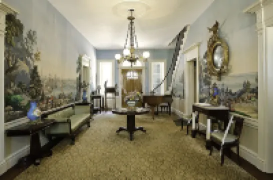 Monmouth Historic Inn