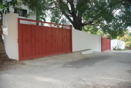 E&J Boutique Residences