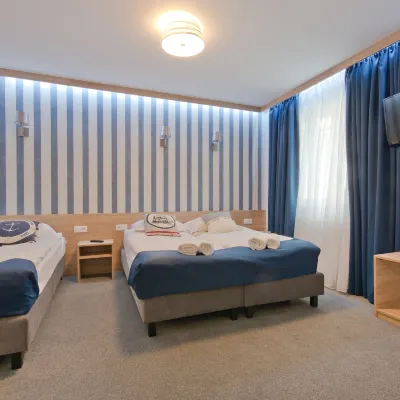 B&B Molo Hotels near Tricity Landscape Park