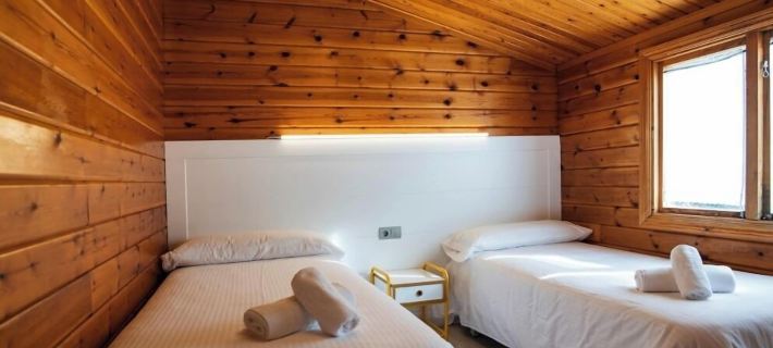 Hotel Panadería y Bungalows Ligüerre de Cinca, Отели в г. Уэска
