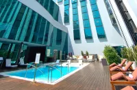 Swissôtel Lima - Rooftop Pools