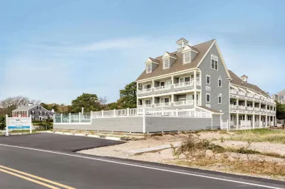 Bluegreen Vacations the Breakers, an Ascend Resort Hotels in Dennis Port