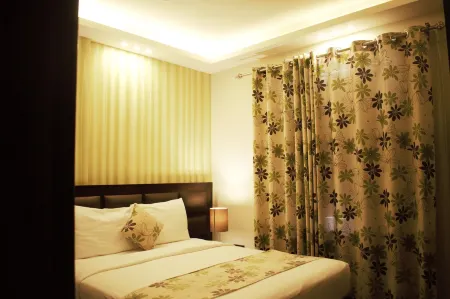 Shams Alweibdeh Hotel Apartments Отели рядом с достопримечательностью «Мечеть короля Абдаллы I»