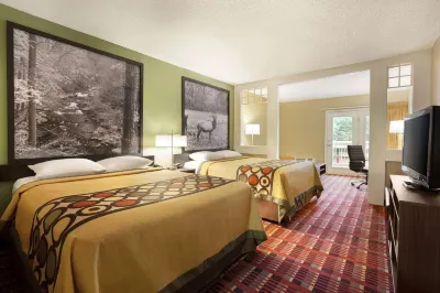 Super 8 by Wyndham Cherokee