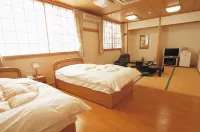 Watarase Onsen Hotel Yamayuri Hotel di Tanabe