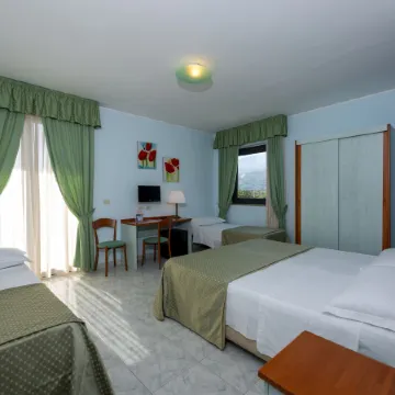 Atlantis Palace Hotel