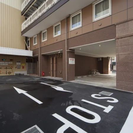 Toyoko Inn Hon-atsugi-eki Minami-guchi