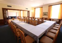 Hotel U Černého Orla Hotels in Telc