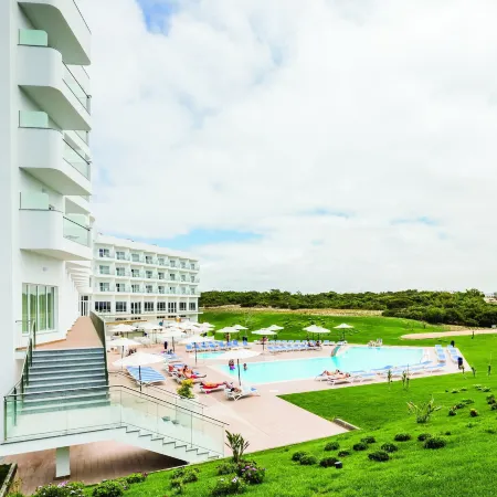 MH Peniche