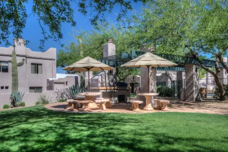 Villas of Cave Creek Отели в г. Кейв Крик