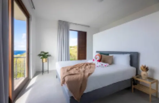 La Perla Chic Panoramic Designer Villa