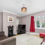 Pebble Corner with Free Parking by My Getaways - Kitchens