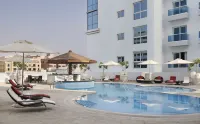 Hyatt Place Dubai Jumeirah Residences - Pools