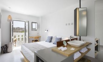 Dreambox Mykonos Suites
