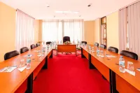 New Safari Hotel - 3-Star