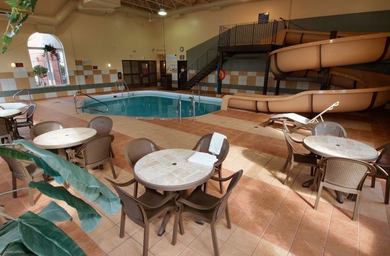 Best Western Plus Pembina Inn Suites photo 5