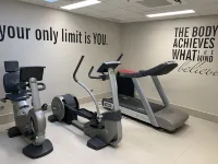 Queen's Hotel - Zebra Centre - Gym