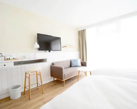Wyn. Strandhotel Sylt Hotels in Westerland