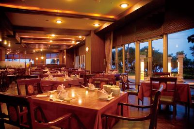 レストラン リザンシーパークホテル谷茶ベイの写真