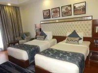 The Lal Vilas Hotel & Resort - شرفة
