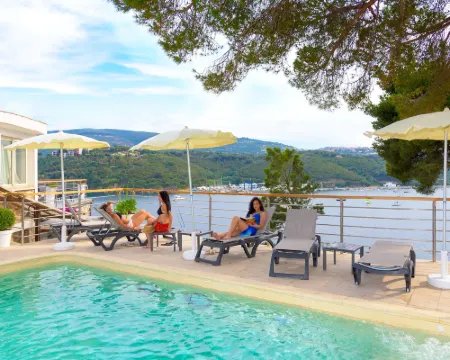 普拉塞酒店 厄爾巴島酒店