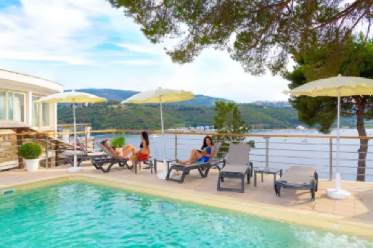 ホテル プラザ のホテル