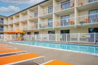 The Bay Resort - Pools