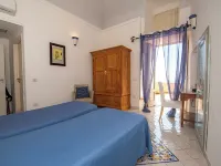 Hotel la Casa Sul Mare Hotéis em Prócida