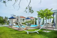 W Villas Halkidiki - Villas