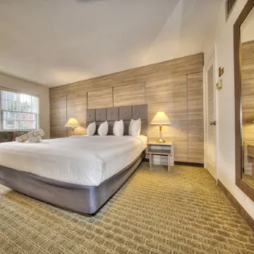 Club Lux Resort by the Beach