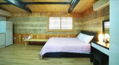 Chan's House Pension Отели рядом с достопримечательностью «Seongeup Folk Village»