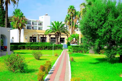 Royal Lido Resort & Spa Hôtels à proximité de : Corniche de Nabeul