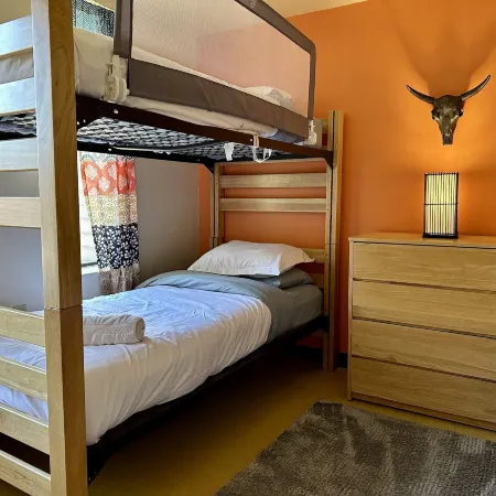 6 Beds Downtown Apt Very Quick Walk Everywhere