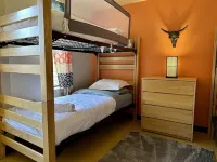6 Beds Downtown Apt Very Quick Walk Everywhere - 2-Star