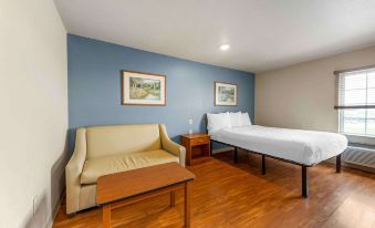 Studio 6 Extended Stay Oklahoma City Norman OK