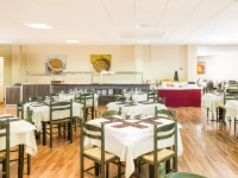 ギタート ラ モリナ アパートホテル ＆ スパ アルプのホテル