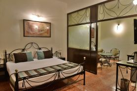 Jullundur Hotel & Restaurant