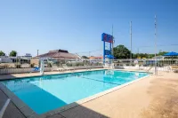 Motel 6 Bryan, TX - University Area - Pool