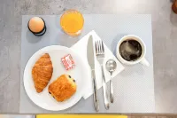 貝桑松城市舒適公寓飯店 - 早餐