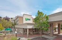 Holiday Inn Express Poughkeepsie فنادق في Poughkeepsie