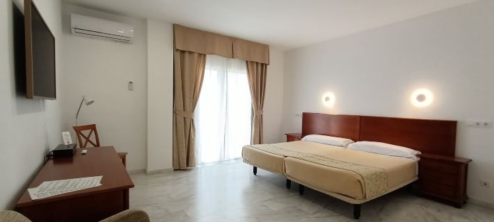 La Luna Blanca Hotels in Torremolinos