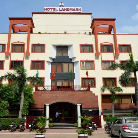 Hotel Landmark