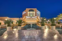 منتجع كراون بلازا صلالة Hotels near منتزه صلالة الجديدة