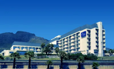 Garden Court Nelson Mandela Boulevard Hotels near Devil's Peak